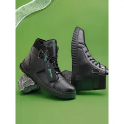 glitchez Men Colourblocked Sneakers