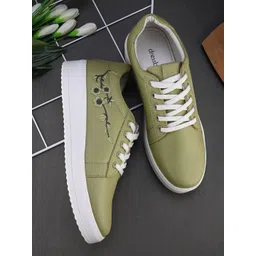 DressBerry Women Green Printed Round Toe Lightweight Sneakers