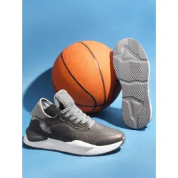 THE WHITE POLE Men Textured Lace Up Lightweight Memory Foam Sneakers