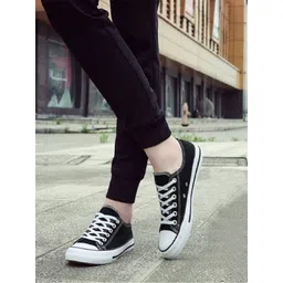 MOZAFIA Women Canvas Lace-up Casual Low Top Sneakers