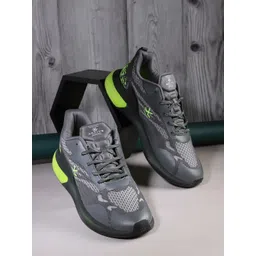 WROGN ACTIVE Men Woven Design Training Shoes