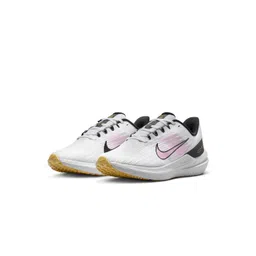 Nike Women Air Winflo 9 Running Shoes