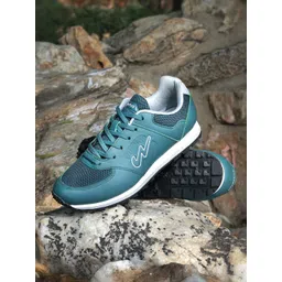 Campus Men HILLTOP Retro Sneakers