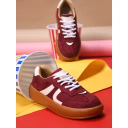 Froh Feet Women Colourblocked Regular Sneakers