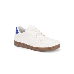 The Roadster Lifestyle Co Men Casual Sneakers