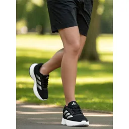 Base Switch M Running Shoes For Men