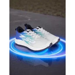 DRACKFOOT Men Colourblocked Sneakers