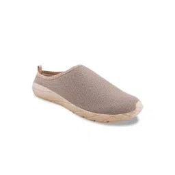 Campus Merino Men Woven Design Slip-On Sneakers