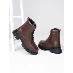 The Roadster Lifestyle Co Women Solid Block Heeled Regular Boots