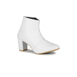 Ishransh High-Top Block Heel Zipper Boots