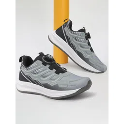 CLYMB Men Mesh Running Non-Marking Shoes