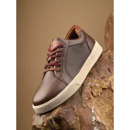 Egoss Men Leather Sneakers