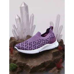 NEEMANS Women Woven Design Slip-On Sneakers