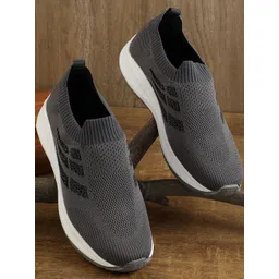 SZN Men Grey Mesh Slip On Casual Sports Shoes