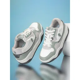 Red Tape Women Colourblocked Sneakers