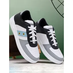 Groofer Men Colourblocked Sneakers