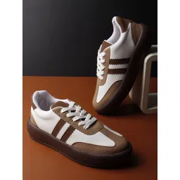 The Roadster Lifestyle Co. Women Lightweight Colourblocked Lace-Up Sneakers