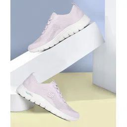 ARCH FIT VISTA - FLAUNT Casuals For Women