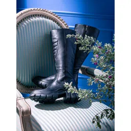 Saint G Women Black Solid Leather Mid-Top Winter Boots