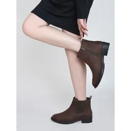 Boots For Women