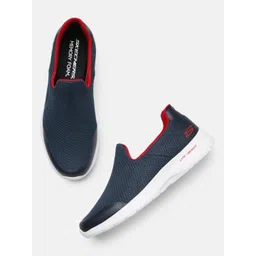 Skechers Men DYNAMIGHT Sneakers