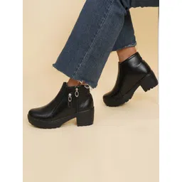 XE Looks Women Mid Top Platform Heel Regular Boots
