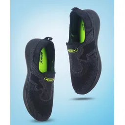 SM 846 Walking Shoes For Men