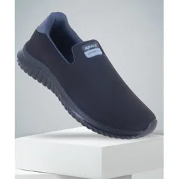 SM 9057 Walking Shoes For Men