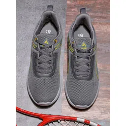Action Men Mesh Running Non-Marking Sports Shoes