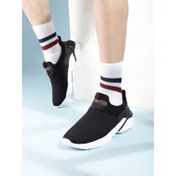 Liberty Men Black Mesh Walking Shoes