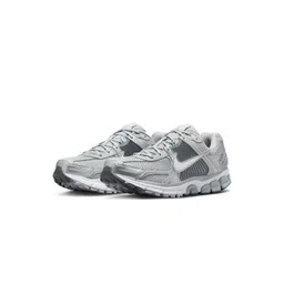 Nike Zoom Vomero 5 Men's Shoes