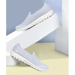 GO WALK TRAVEL - VARALI Walking Shoes For Women