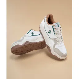 Lifestyle Sneakers Shoes for Women | Rounded Front, Soothing Insole Sneakers For Women