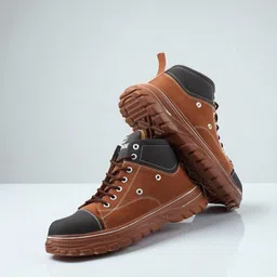 Trendy & Durable Men’s Boots – Perfect for Everyday Wear Boots For Men