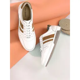 San Frissco Men White & Tan Colourblocked Sneakers