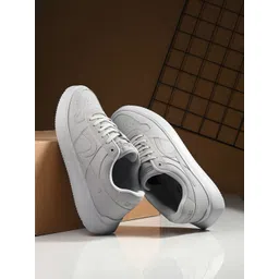 SPYKAR Men Colourblocked PU Sneakers