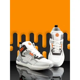 bacca bucci Men LORD Mid-Top Colourblocked Shock-Resistant Sneakers