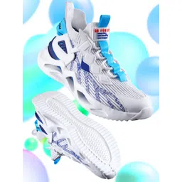 Atom Men Printed Flyknit Mesh Basics Sneakers