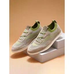 Ruosh Men Textured Comfort Insole Contrast Sole Lace-Ups Sneakers