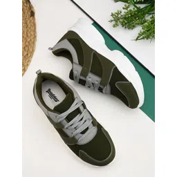 The Roadster Lifestyle Co Women Casual Sneakers