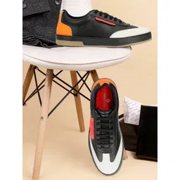 SHOZANIA Men Colourblocked Lightweight Leather Sneakers
