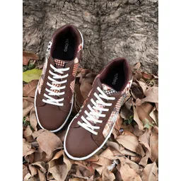 Koburg Men Printed Lace Up Sneakers