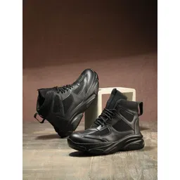 The Roadster Lifestyle Co. Women Textured Lace Up Mesh Sneakers