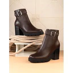 Roadster Women Brown Faux Leather Casual Chelsea Boots Boots For Women