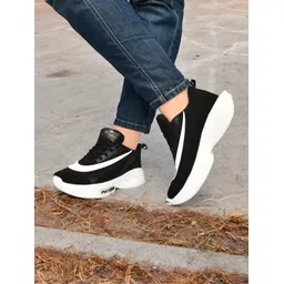 Comfortable|Ultra Light Weight|Breathable Sneakers For Men