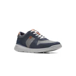 Clarks Men Colourblocked Leather Lightweight Sneakers