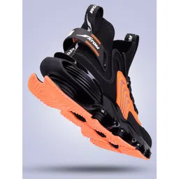 Atom Men Colourblocked Mesh Contrast Sole Sneakers