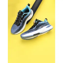 Aqualite Men Printed Sneakers