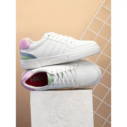 HRX by Hrithik Roshan Women Round Toe Lightweight Sneakers