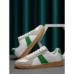 ASTEROID Men Sneakers